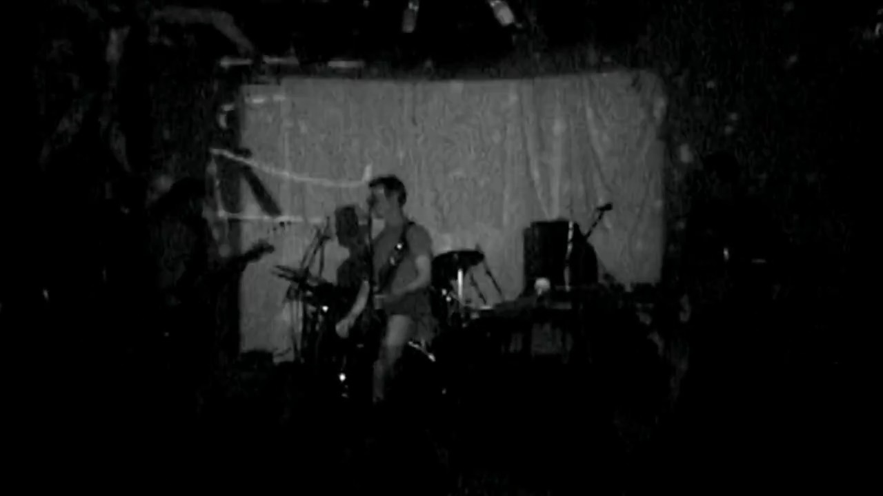 Guarda Voyager One - Floating Bridge (Live in Seattle 2005) su YouTube Guarda Voyager One - Floating Bridge (Live in Seattle 2005) su YouTube