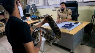 ANACONDA FOUND IN POLICE STATION?????