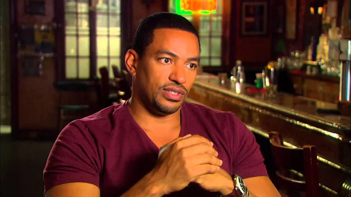 The Mysteries of Laura: Laz Alonso Det.Billy Soto ...