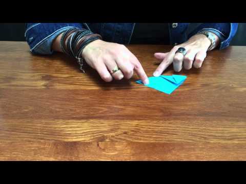 Video: Hoe om 'n origami -koevert te vou (met foto's)