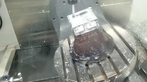 HAAS UMC-750SS Full 5 axis Deburring Toolpath