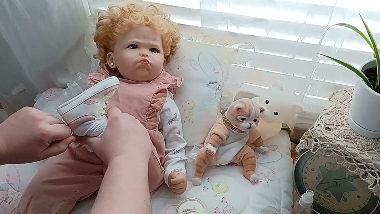 Changing my Lemon🍋~"Crabby Cakes" by  