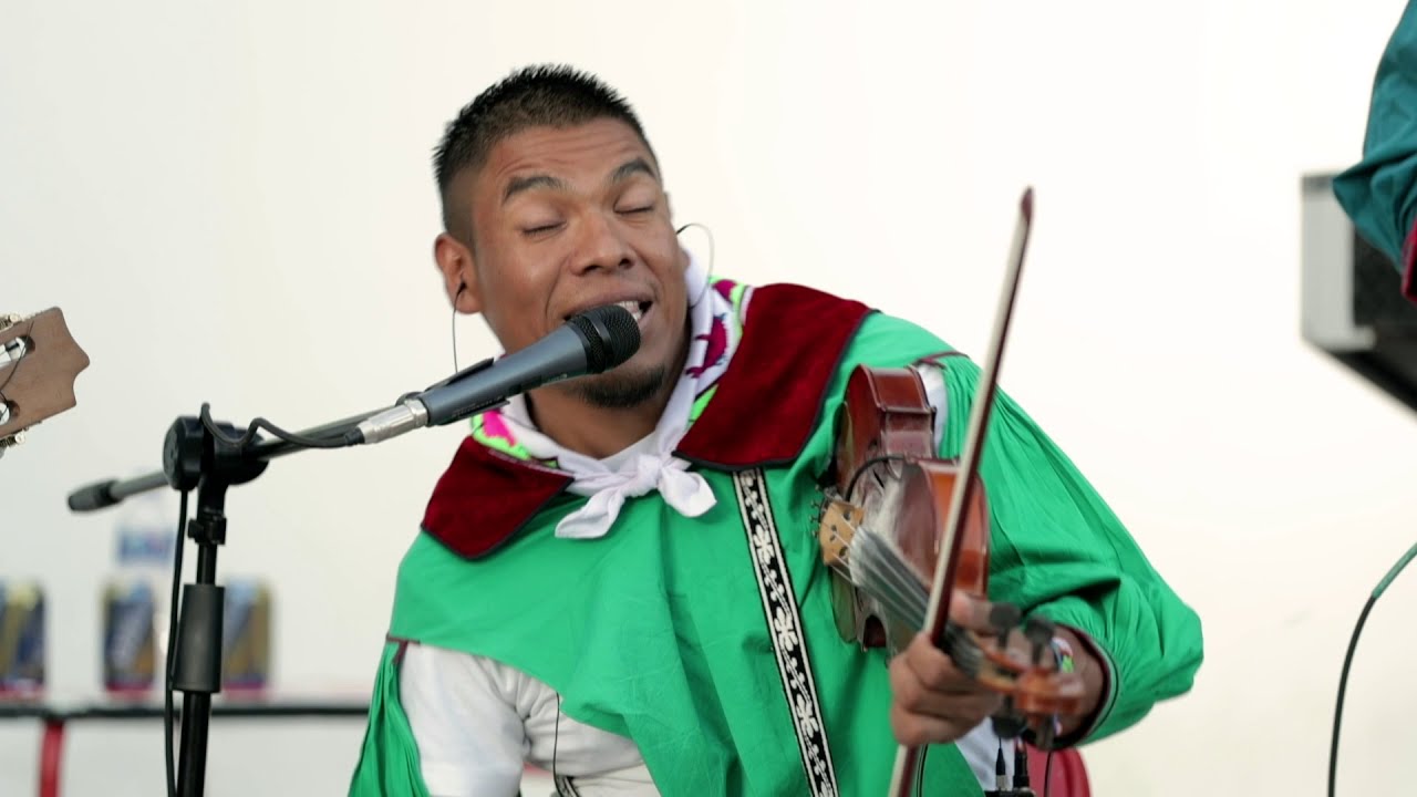 El Hombre Que Más Te Amó - Huichol Musical - Echando Botes en Memo´s Burgers