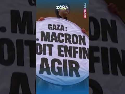 🎨📍 Manifestantes tiñen de rojo una fuente durante protesta en París