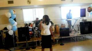 Video thumbnail of "Elizabeth Jarvis singing Llename for Dia de Pastor"