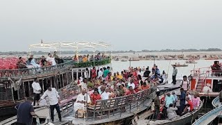 En Vivo desde el Río Sagrado Ganges en Varanasi, India