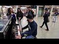 Capture de la vidéo #Gta San Andreas Theme Impresses The Girls On Public Piano