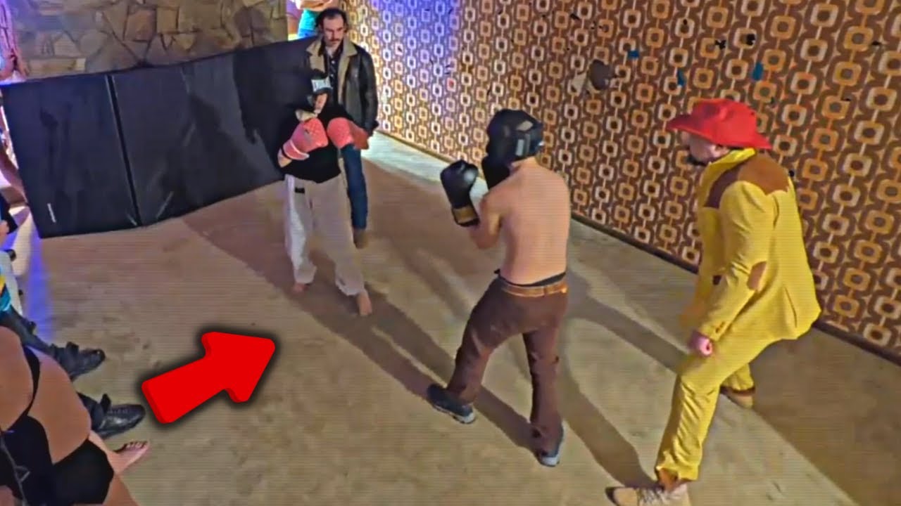 TJ's Boxing Match Vs. Tayleigh (Fishtank Season 2) thumbnail