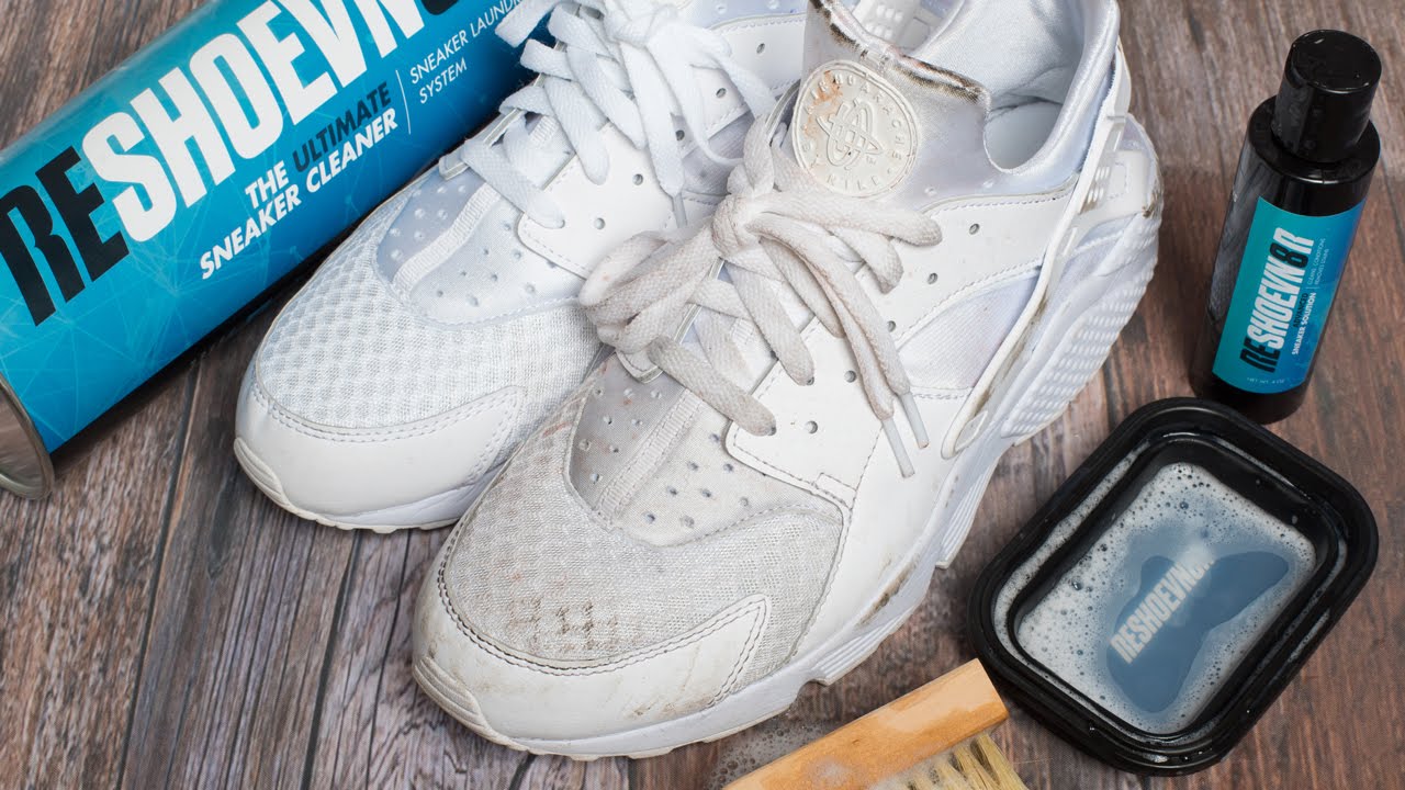 How to clean triple White Huaraches 