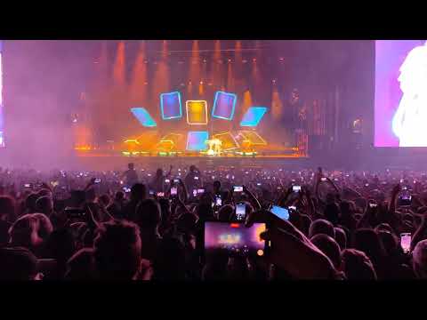 Vieilles charrues 2022 - Stromae - Alors on danse