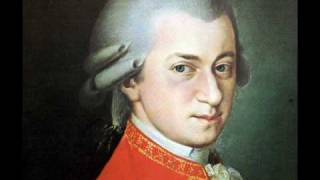 Video thumbnail of "Mozart K.136 Divertimento in D 1st mov. Allegro"