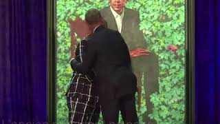 Les Obama dévoilent leurs portraits officiels