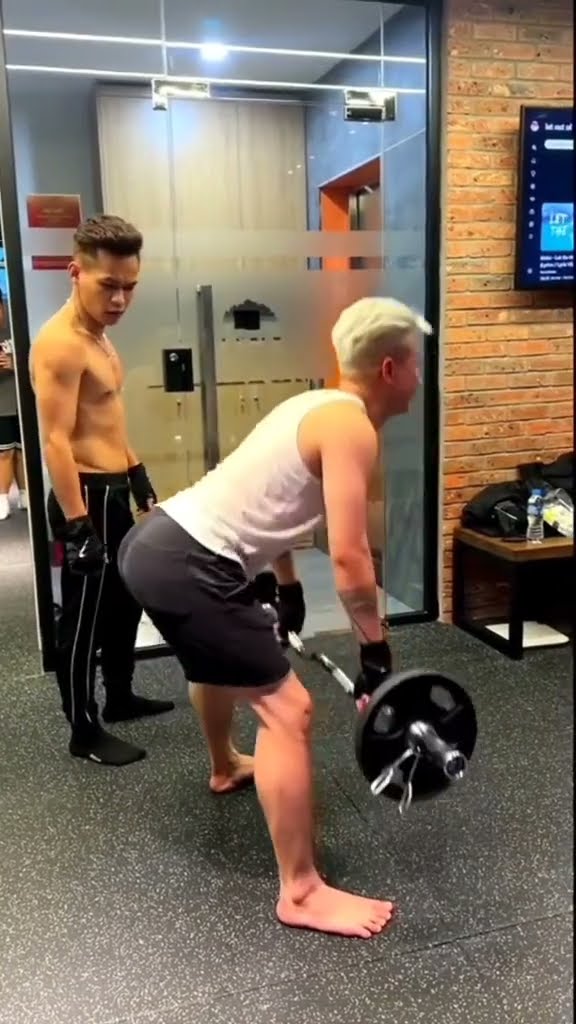 Khi Độ Mixi đi làm PT Gym