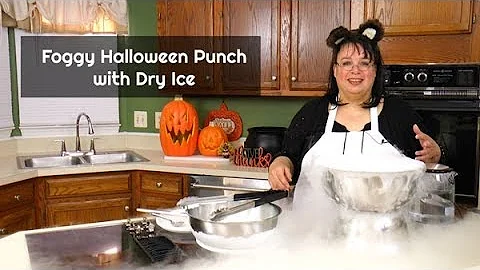 Foggy Halloween Punch with Dry Ice | How to Use Dry Ice to Make a Party Punch with Fog!