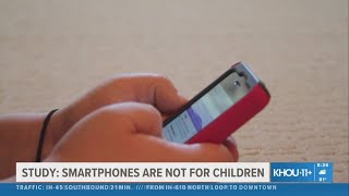Study links early smartphone use to mental health struggles in kids