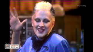 Download lagu Krisma - Many Kisses