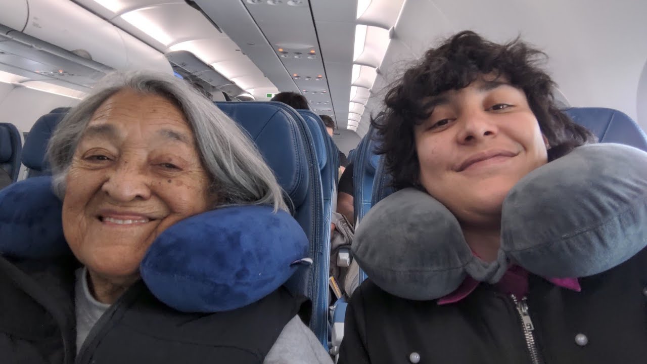 Toronto Airport Vlog 💕