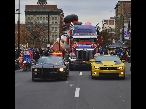 Optimus Prime truck leads as Grand Marshal for 2017 Santa Parade