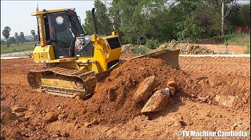 Best equipment dozer motor grader spreading techniques red gravel building new road