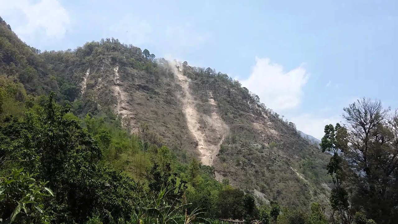 Saipu Ramechhap Landslide@saipu ramechhap affected by earthquake - YouTube