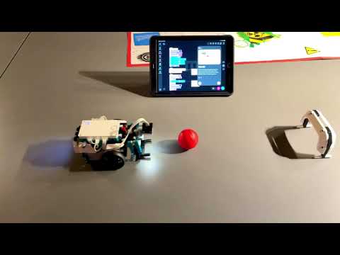 Robotul LEGO joaca fotbal si bowling - LEGO Mindstorms EV4