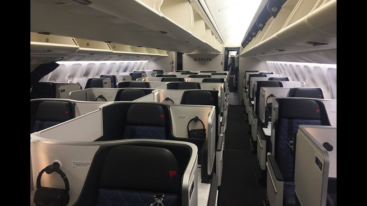delta 767 400 cabin tour