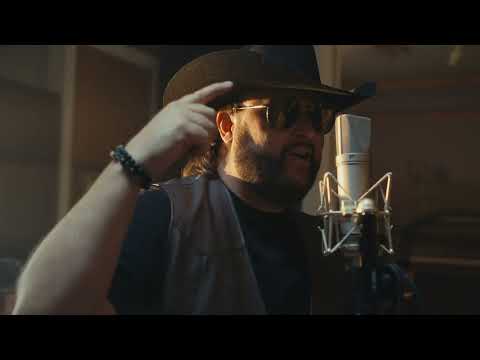 CHRIS BUCK BAND - TURN THAT TWANG UP (LIve Sessions)