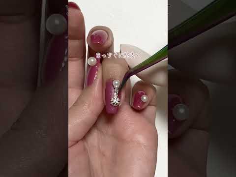 揺れるネイルチャームパーツの失敗しない装着の仕方