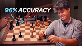 Download Lagu Magnus Carlsen Plays With INSANE Accuracy In 1 Minute Chess MP3