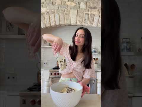 Chocolate Chip Snacking Cake 