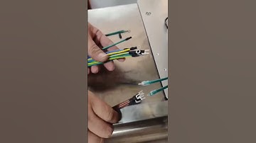 HH-210 Shrinkable Tube Inserting and Heating Machine is processing various crimped cable assembly