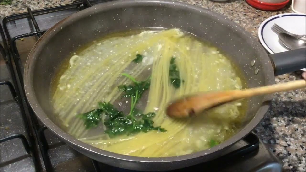 Spaghetti con la bottarga di muggine di Castelsardo (videoricetta n° 1082)