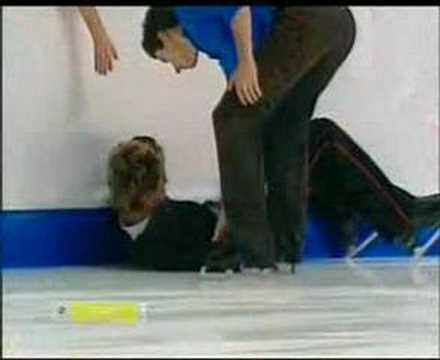 2007 Skate Canada - The fall of Denis & Melissa
