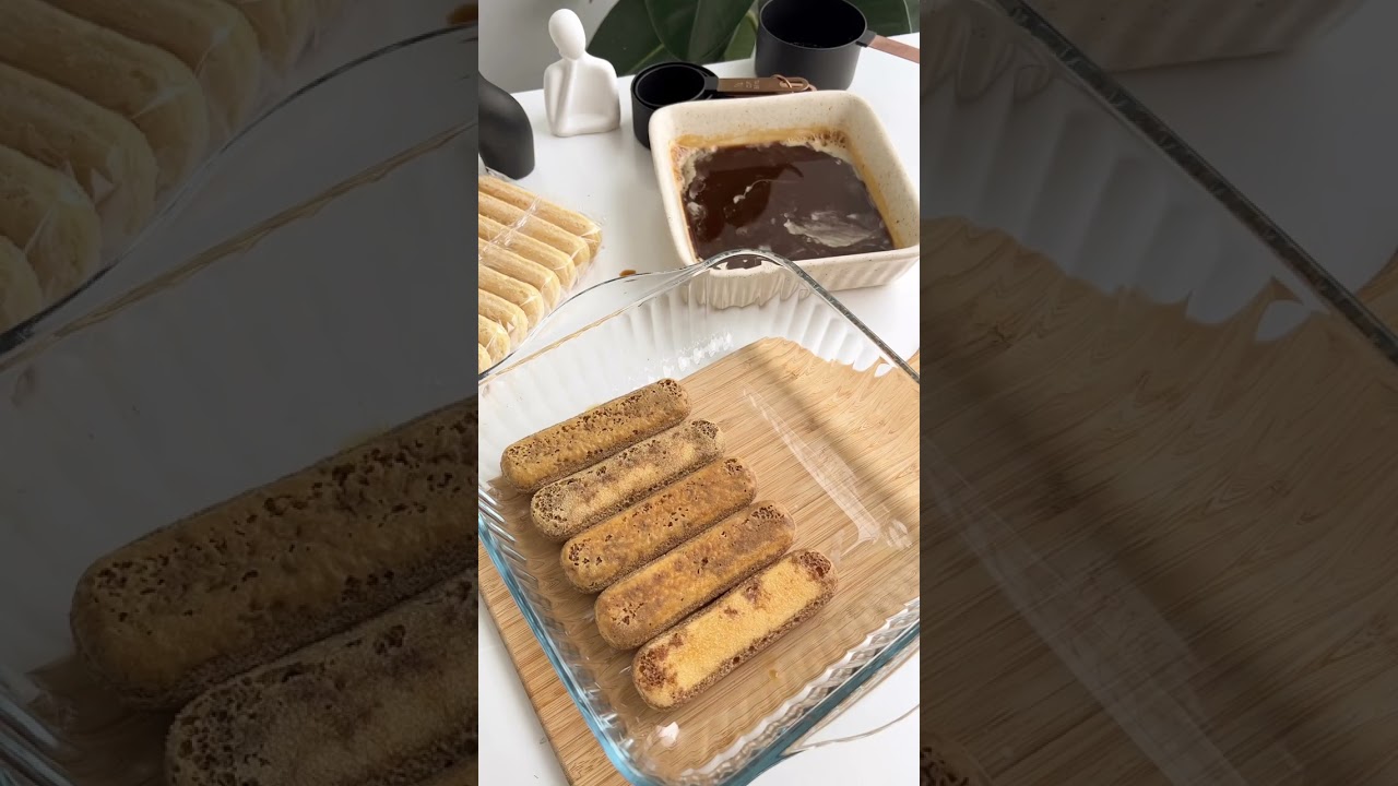 10 Dakikada Kolay Tiramisu | Tarif Yorumda | Yemek ve Tatlı Tarifleri #shorts #recipe 10 Dakikada Kolay Tiramisu | Tarif Yorumda | Yemek ve Tatlı Tarifleri #shorts #recipe