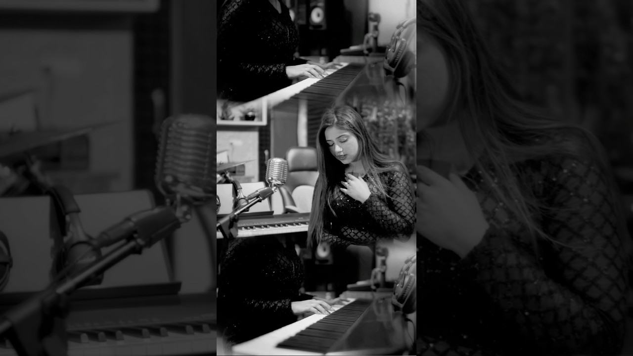 Still from the short clip: Amazing song by Sushmita Srivastava #ishqyehua #sushmitasrivastava #romanticsong #lovesong #trending