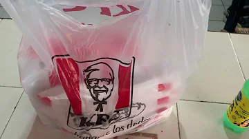 ¿Cuánto cuesta una cubeta familiar de 10 piezas de KFC?