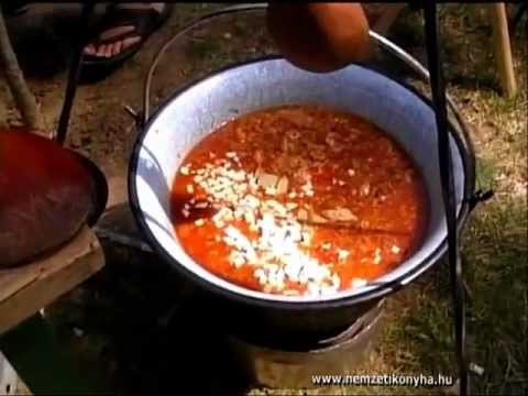 Bekesszentandrasi Borju Gulyas Leves Hungarian Veal Goulash Youtube