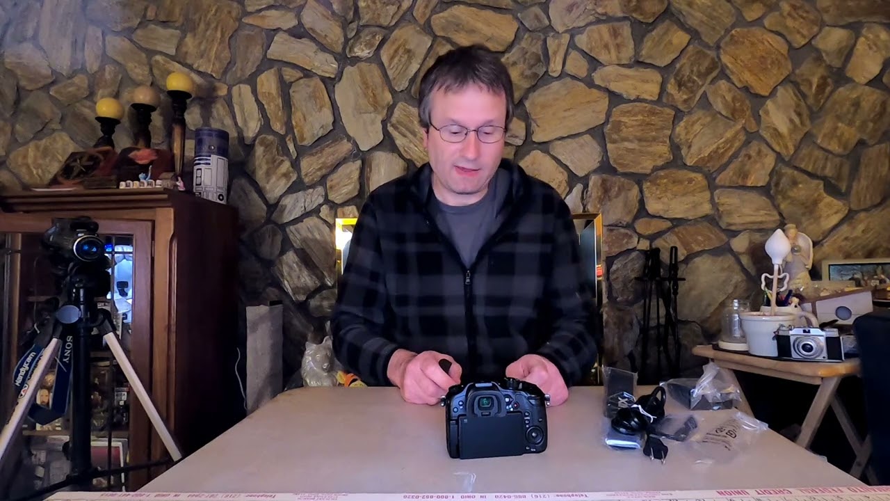 Panasonic GH4 Unboxing