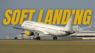 SOFT LANDING VUELING Airbus A321-231 at Lisbon Airport screenshot 1