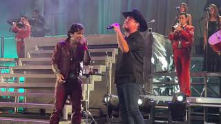 Se vienen días tristes christian nodal ft alfredo olivas en vivo