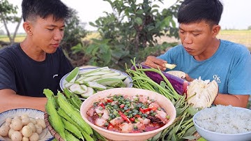 Mắm Cá Lóc Chưng Thịt Ba Rọi Thêm Mớ Rau Đồng Sạch Nồi Cơm Quê | VTNam Vlog #50