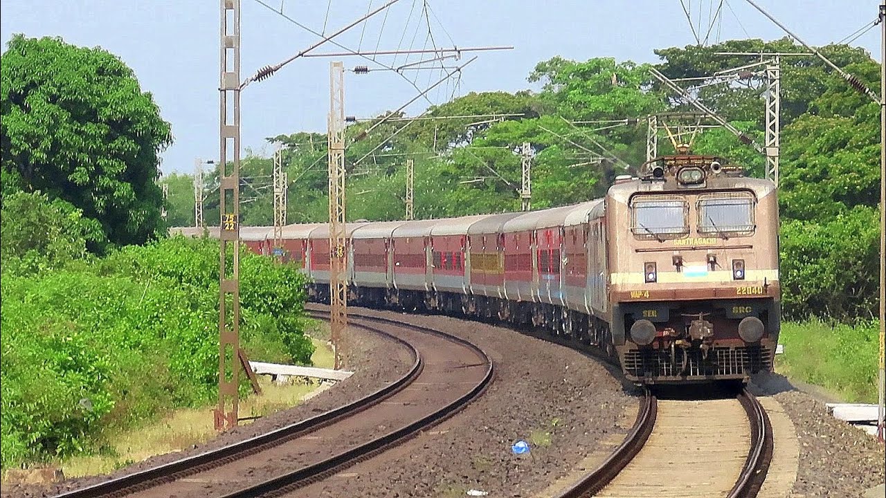 🔥130 Kmph Trains at 90° Curve 😳Full Speed Trains to Mumbai & Bangalore