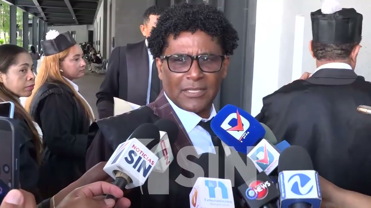 Aplazan coerción: maestra señalada por maltrato