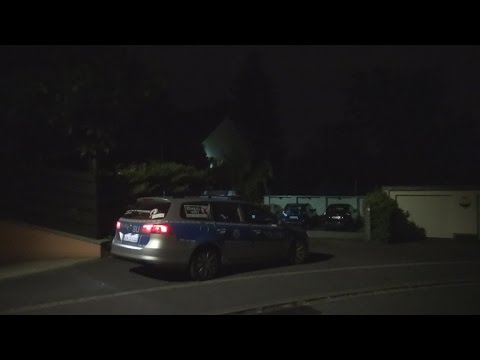 Tisch brannte im Dachgeschoss durch Zigarettenglut in Siegburg-Kaldauen am 19.09.16