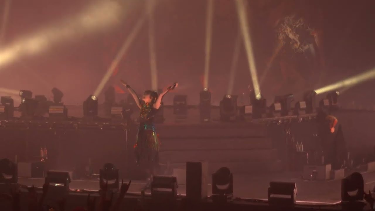 BABYMETAL - Kami Band Intro + Metali | Intuit Dome LA [251101] #BABYMETAL