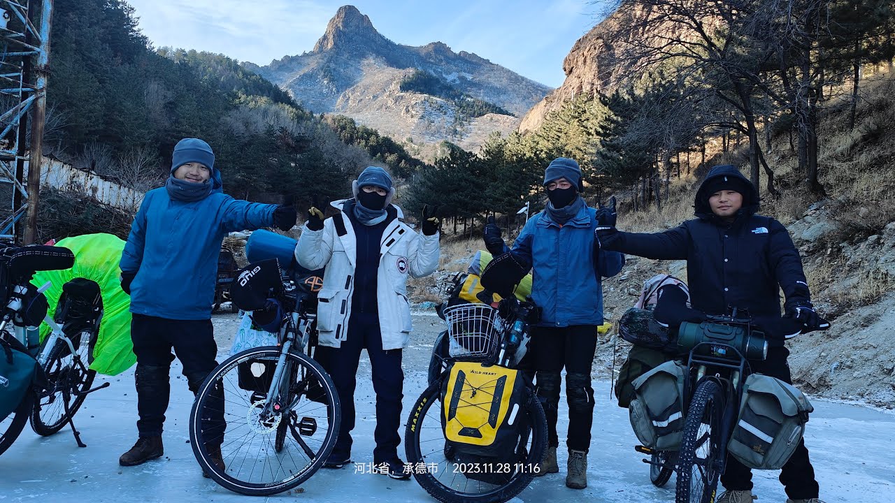 东北F4集结，骑行东北开拔，第一天就经历10公里翻山，露营村里