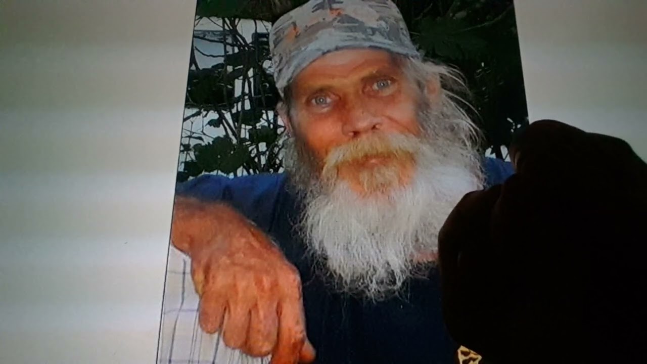 Horacio the handsnake - Mitchell Guist 