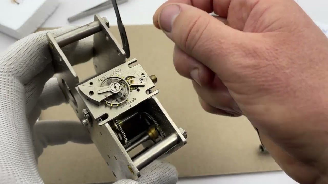 PLATFORM ESCAPEMENT FOR USSR SUBMARINE NAVY MARINE SHIP WALL CLOCK 3 52 3 61