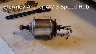 Looking inside of a Sturmey Archer AW 3 Speed Internal Gear Hub