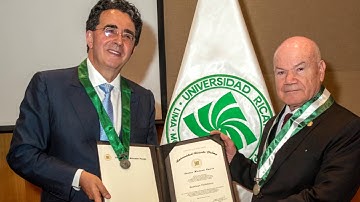 URP OTORGÓ LA DISTINCIÓN DE “DOCTOR HONORIS CAUSA” AL ARQUITECTO SANTIAGO CALATRAVA